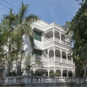 33 3*, New Delhi India